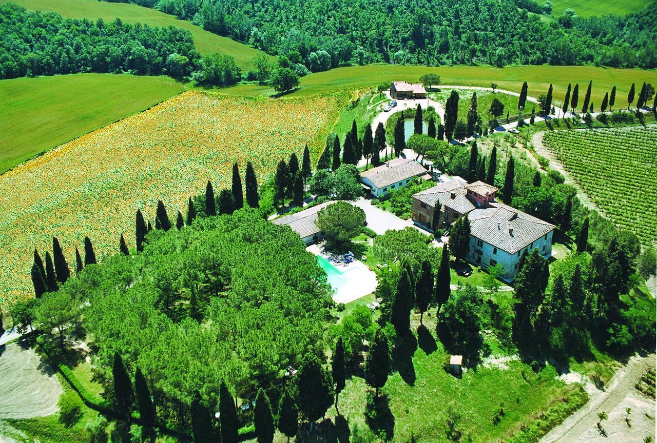 Agriturismo Pieve Sprenna بونكونفينتو المظهر الخارجي الصورة